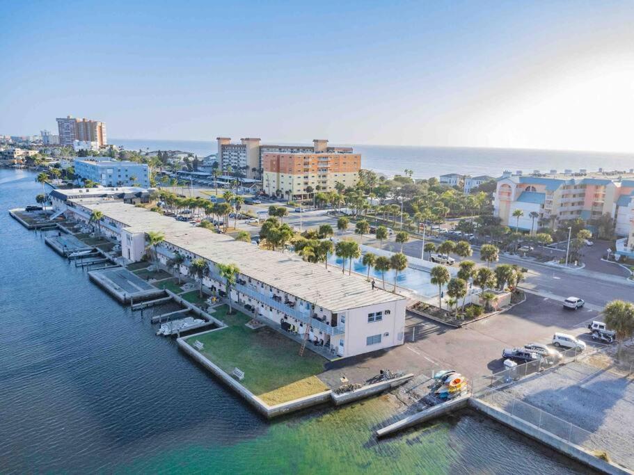 Seaside Serendipity Clearwater Beach Exterior photo