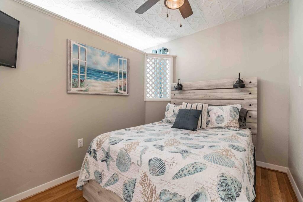 Seaside Serendipity Clearwater Beach Exterior photo